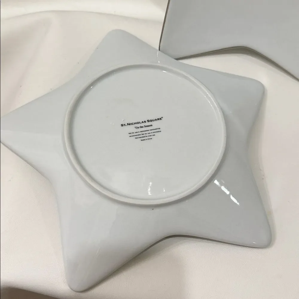St. Nicholas Square White Silver Star Christmas Holiday Dinnerware 10 3/4 Plate